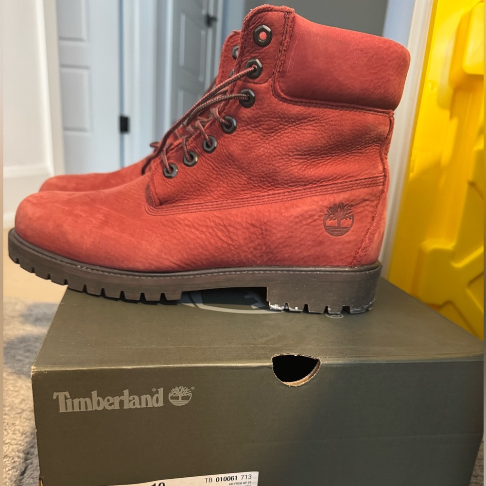 Timberlands sz 10